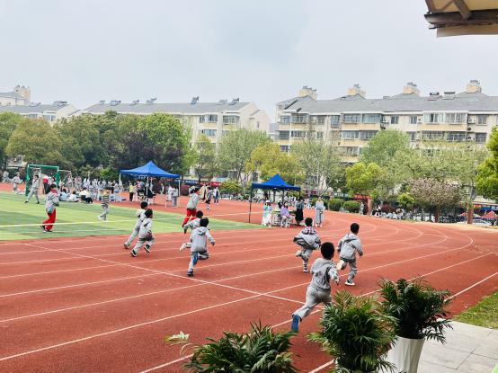2024年南京市南湾营小学第九届春季运动会_html_78887fec.jpg