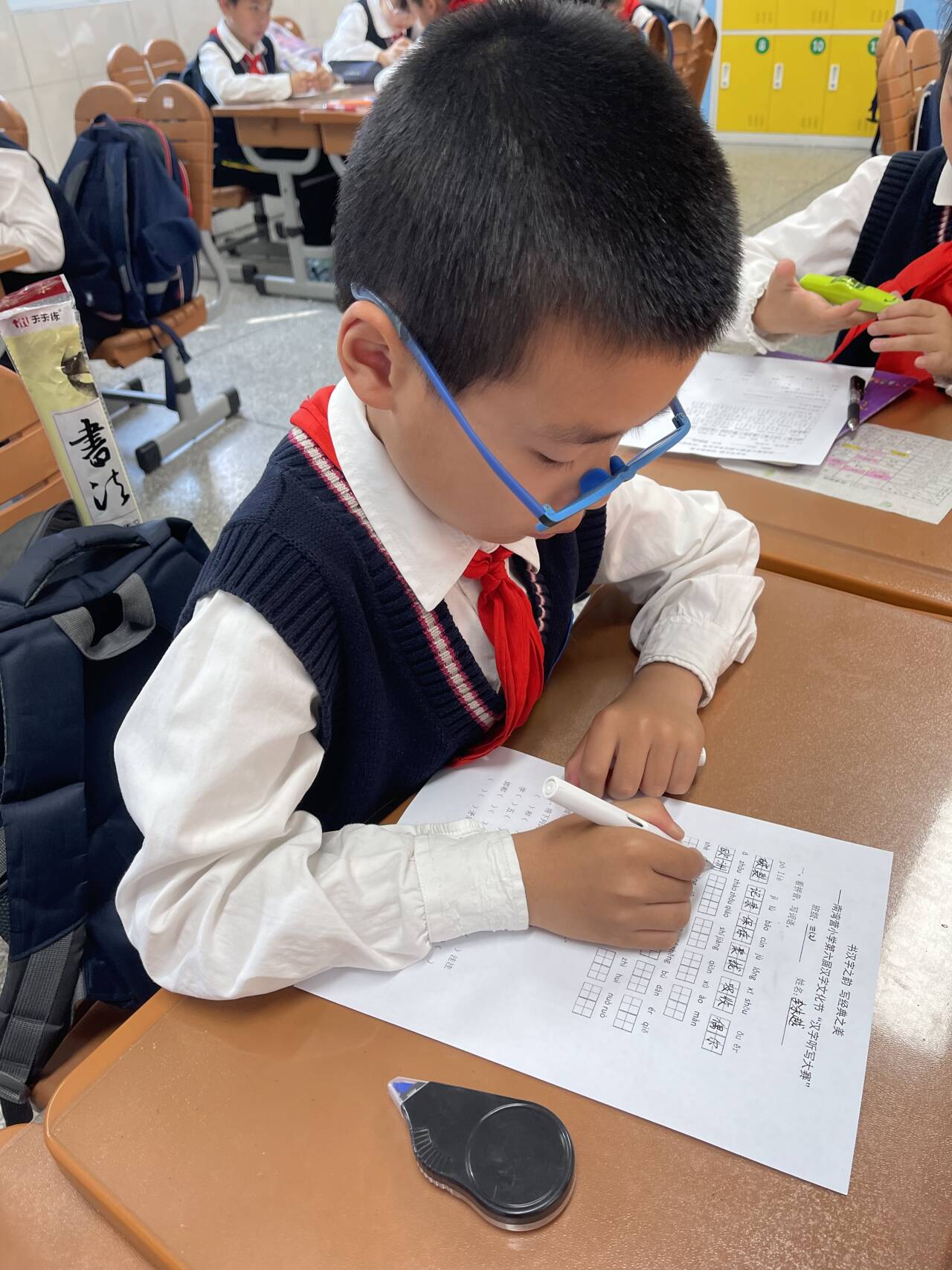 一听一写承汉韵 一撇一捺传华魂_html_50240d98.jpg