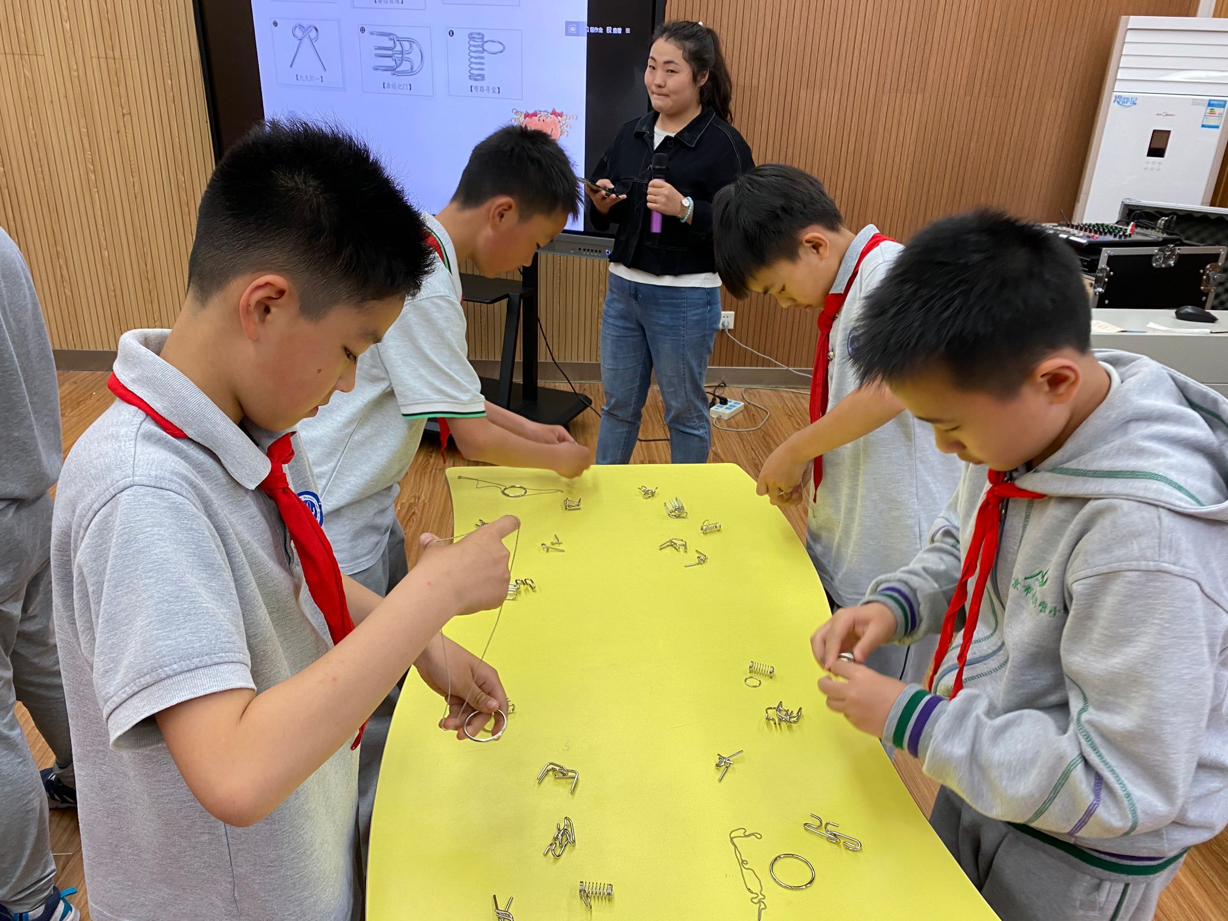 20210526魔幻数学节五年级个人赛报道_html_6a40d6cf.jpg