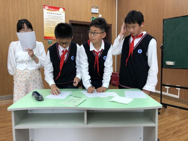 20210524魔幻数学节六年级个人赛报道_html_m54c427db.jpg