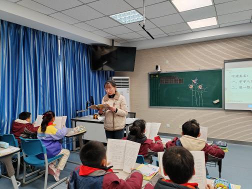 磨流程 出精彩——南湾营小学区级教研活动指导_html_m181c3b94.jpg