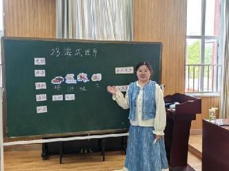 20250429张青童学课堂新闻报道_html_m61bd2b95.jpg