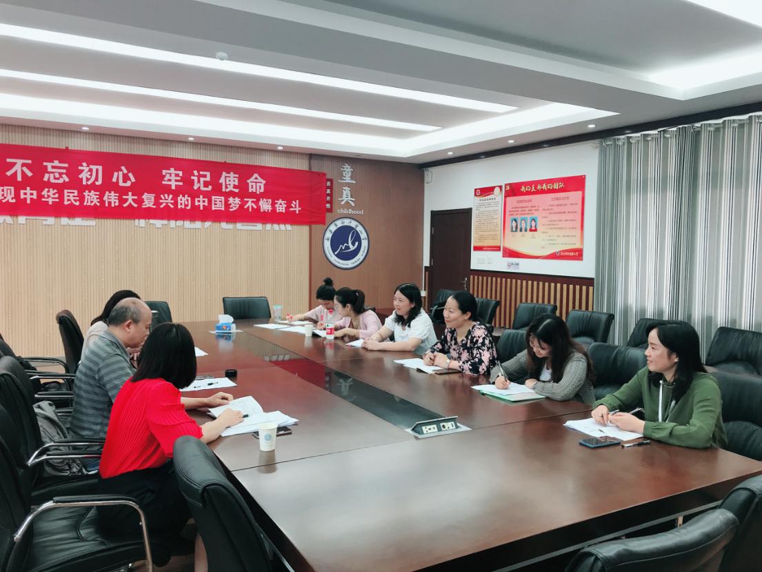 9.21专家指导试教报道_html_49c287cf.jpg