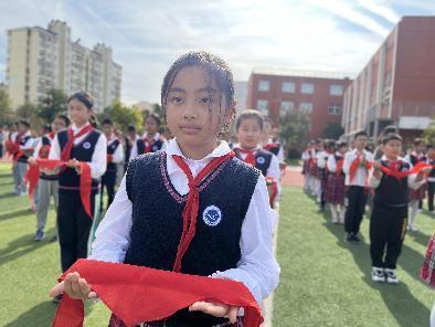 南京市南湾营小学建队日主题活动报道_html_78307bc3.jpg