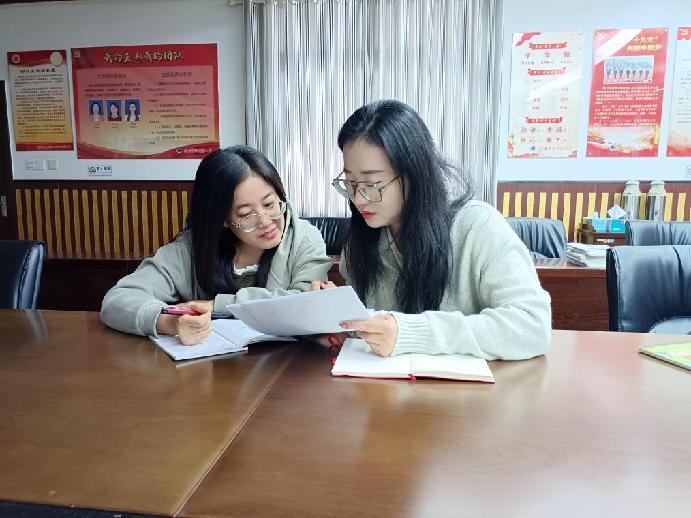 20231018 英语组集体备课-报道_html_m167f53a1.jpg