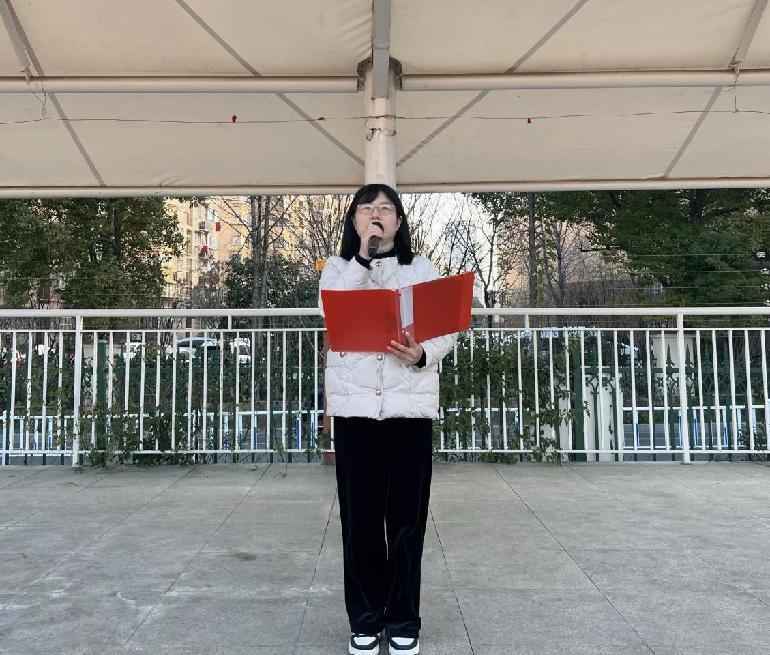 升旗仪式新闻稿20230227_html_mec2db76.jpg