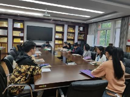 20231024语文组校本研修报道_html_m3b8b965f.jpg