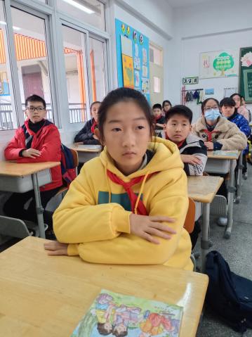 青春正步走    法治伴我行_html_3a4f8bf1.jpg