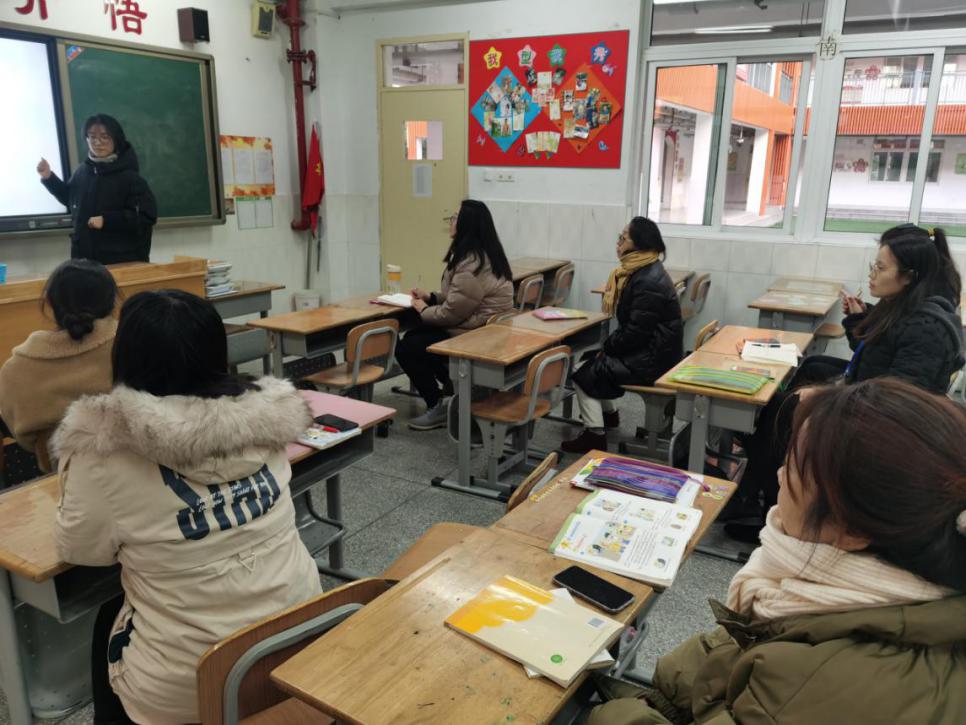报道 12.16_html_m60e9d9f3.jpg