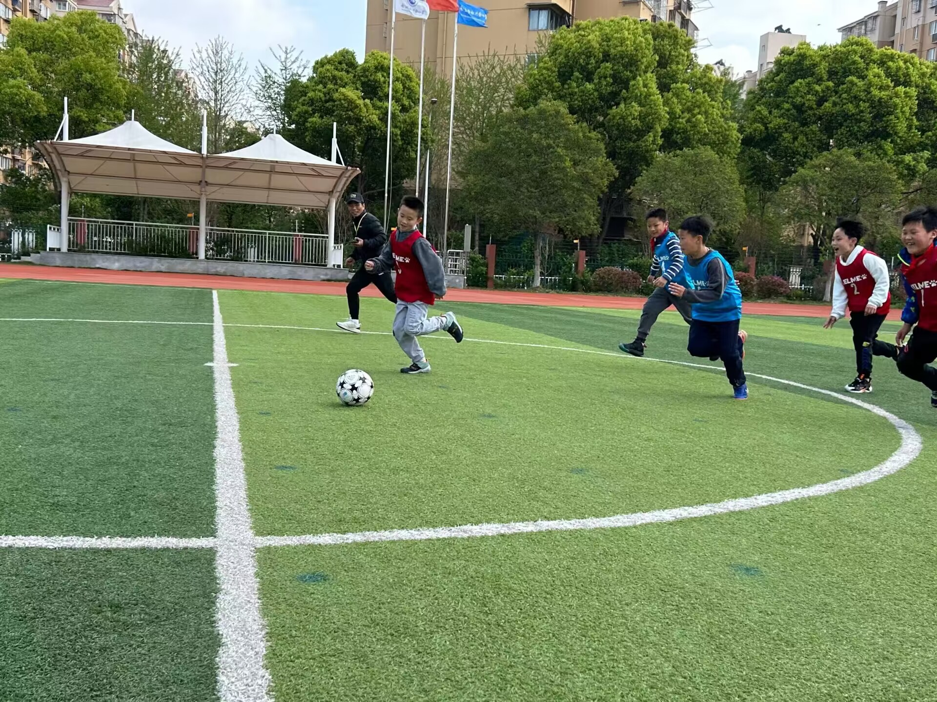 20230414南湾营小学第七届班级足球联赛_html_m471622c5.jpg