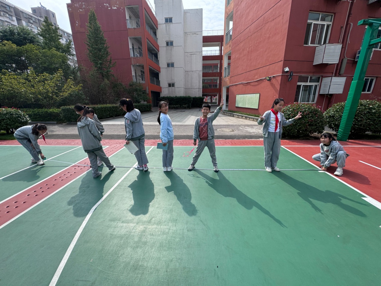 20241024综合实践活动测量面积新闻稿_html_m3364e065.jpg