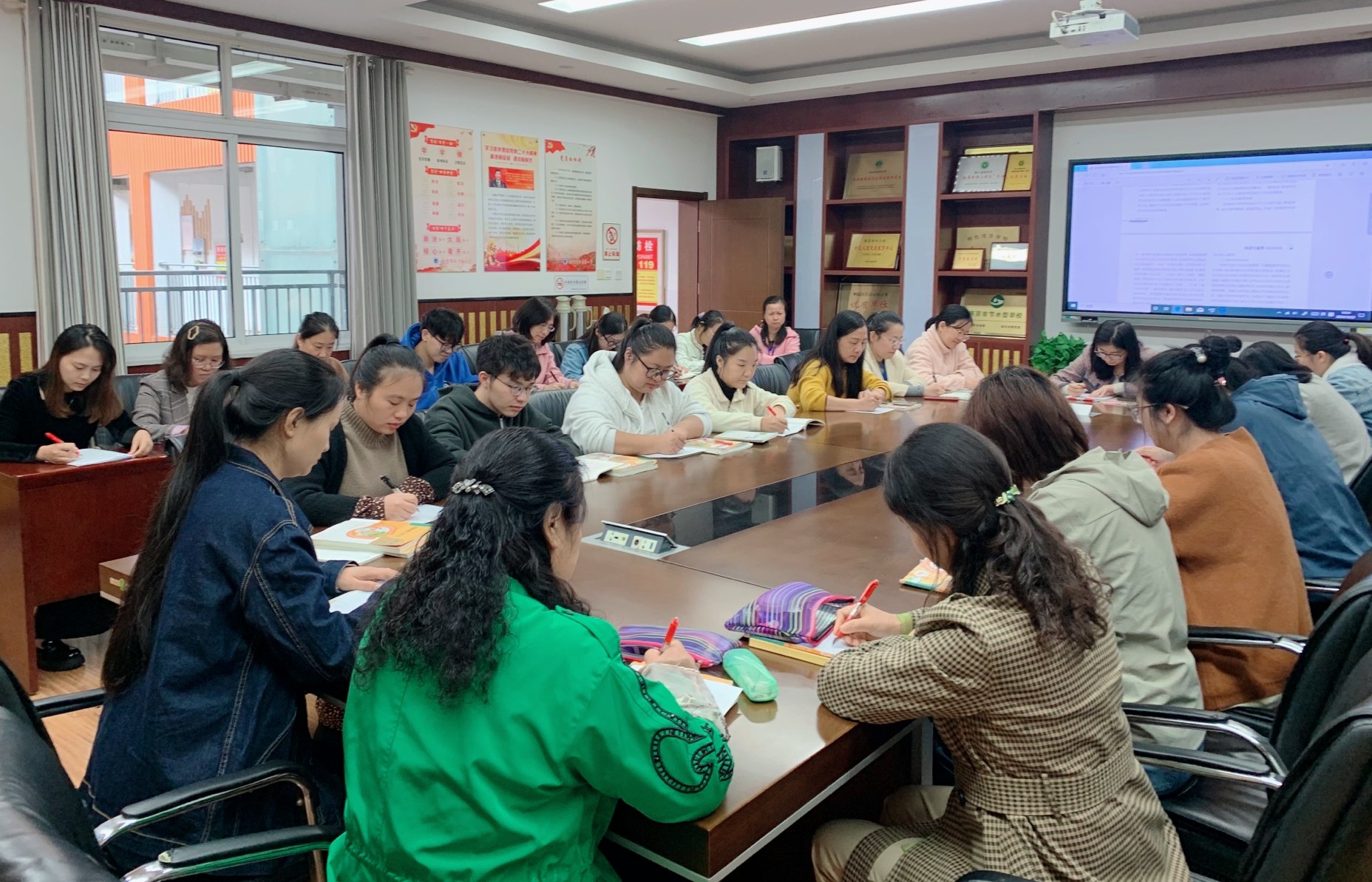 20241022南湾营小学语文组校本研修通讯稿_html_1c730205.jpg