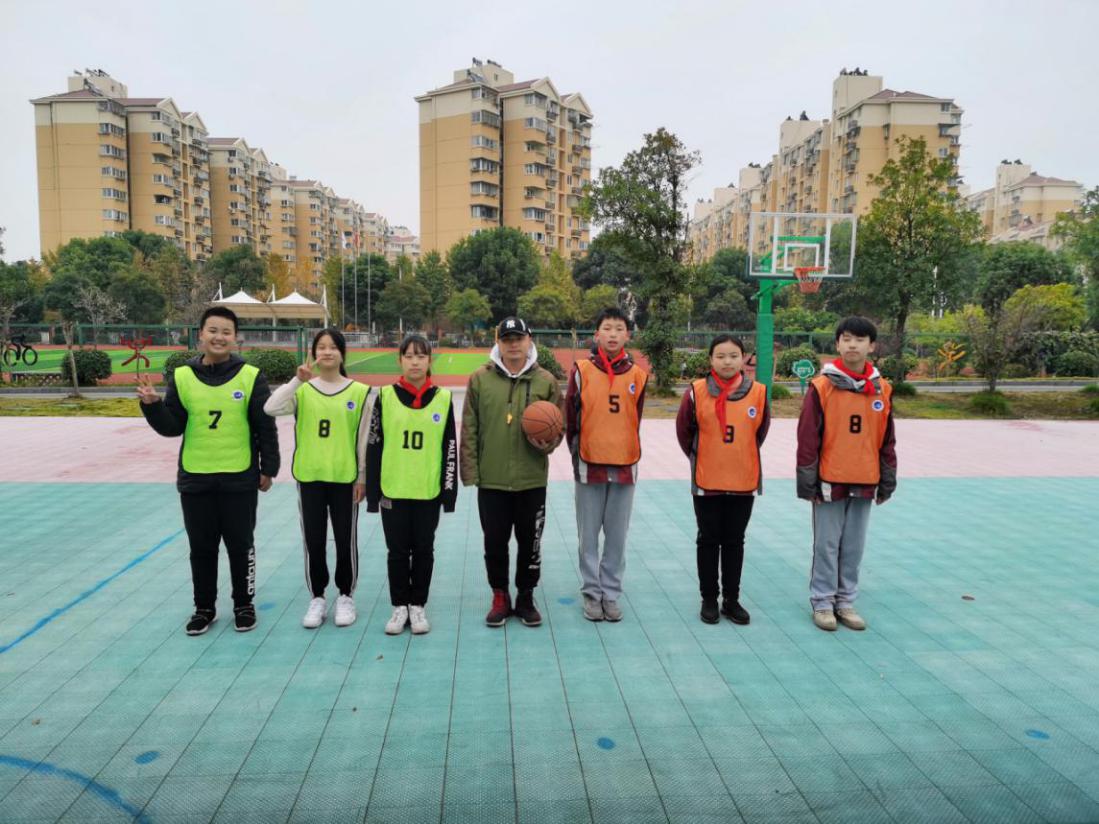 篮球嘉年华新闻稿_html_m36a2d3f7.jpg