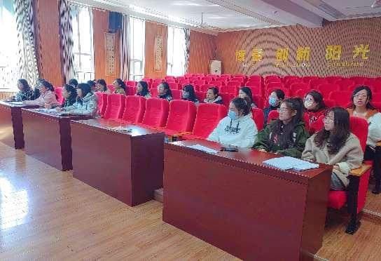20230313班主任会报道邱仁写_html_m37f6aa00.jpg