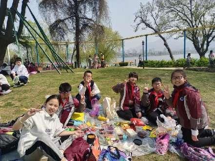 20230315春游活动报道_html_3729ea00.jpg