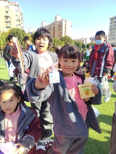 童真少年，为爱而行_html_4cc84c5d.jpg