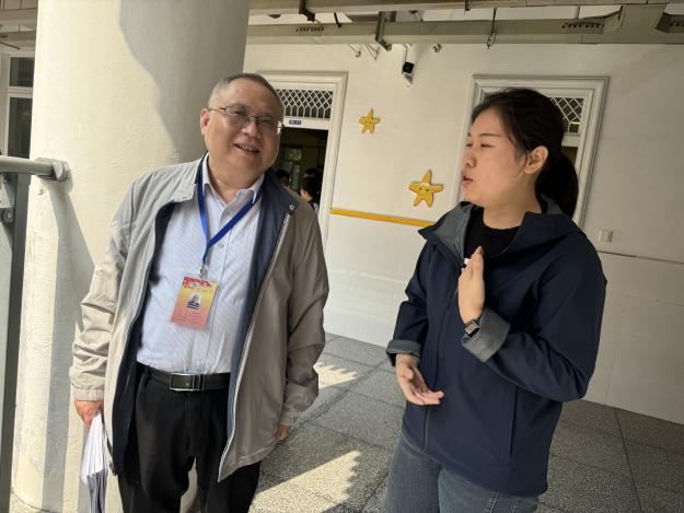 20241008督学进校园 督导促提升——记南湾营小学10月专项督导新闻稿_html_m752663c1.jpg