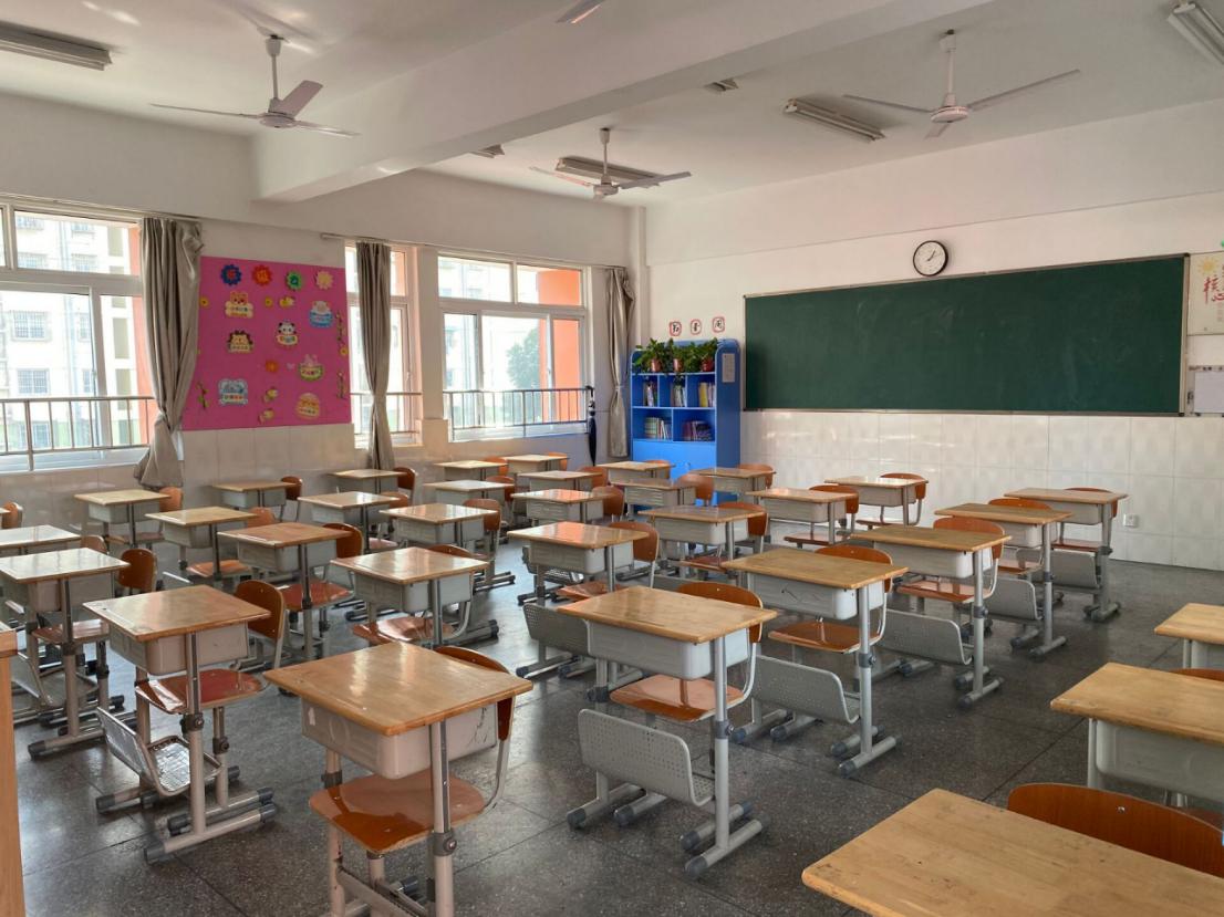 南湾营小学假寒假前安全教育及安全检查_html_48c03039.jpg