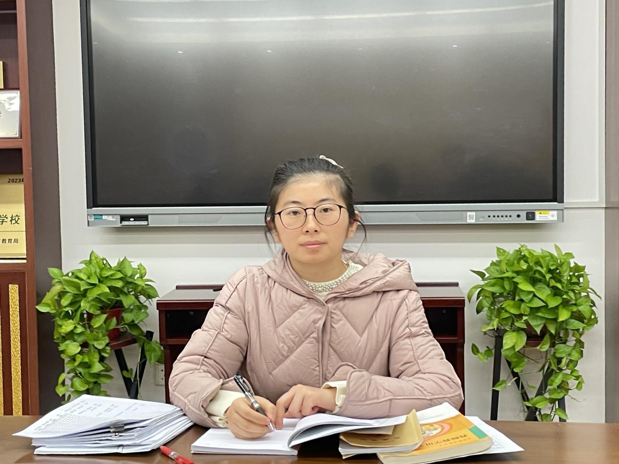 20241210语文组校本研修_html_m74ab144c.jpg