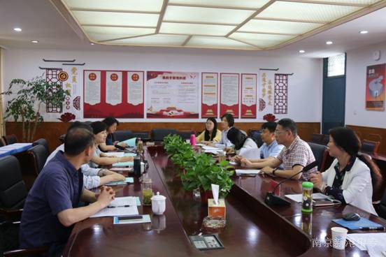 建“核心互补式”教学团队 促进师生共同发展——新港中专校省“十二五”规划课题顺利结题
