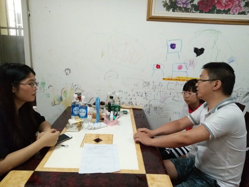 让爱在家访的路上传递_html_m6af119d0.jpg