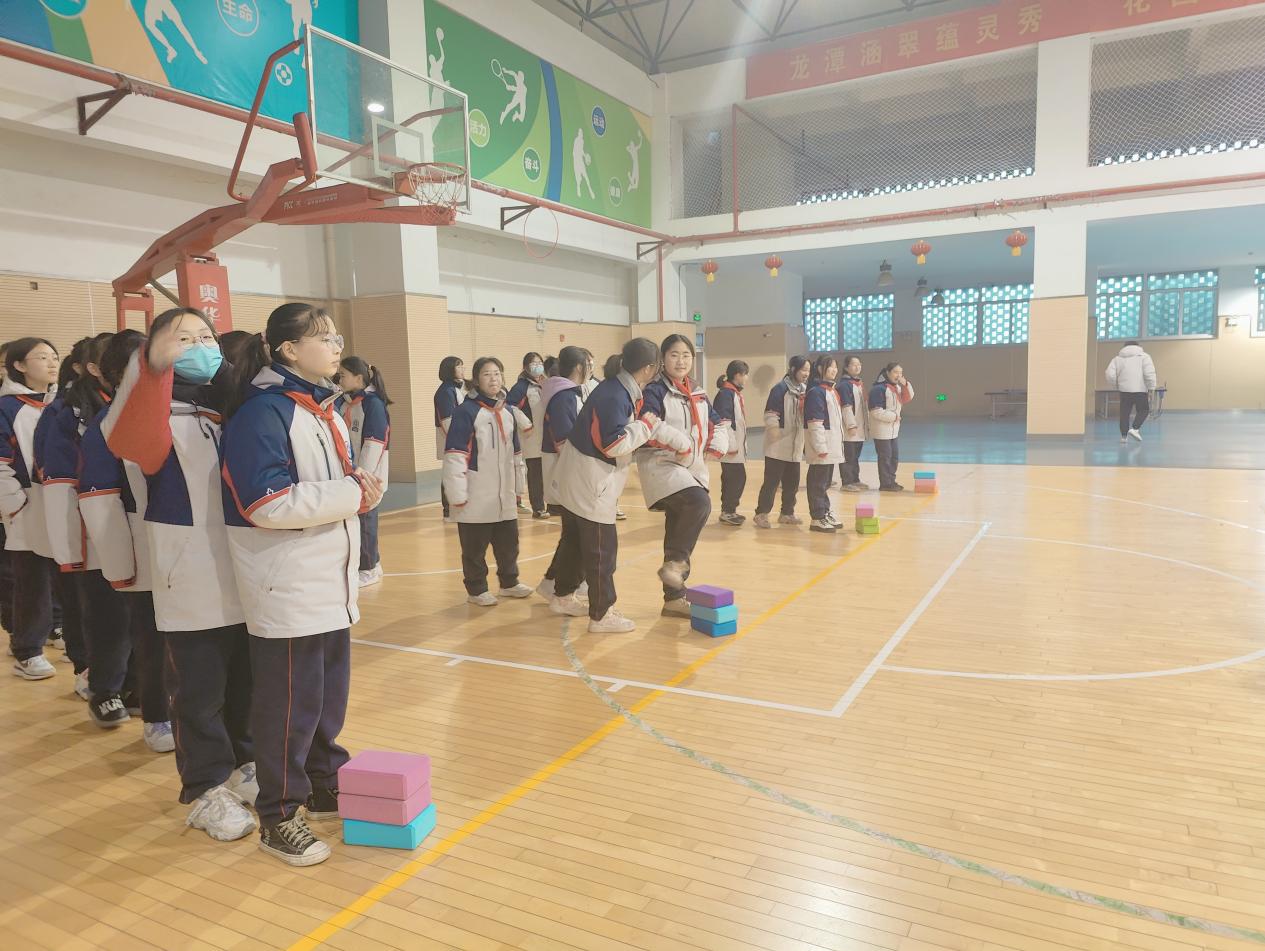 趣味运动会_html_2ba4df9c.jpg