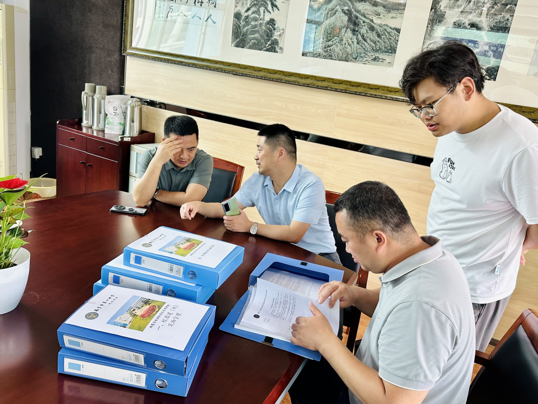 2023.6.26一中思益·润质保障  思益进取，开拓创新——南京一中思益学校迎接2022-2023学年度栖霞区校园标准化考核_html_15a94ef6.png