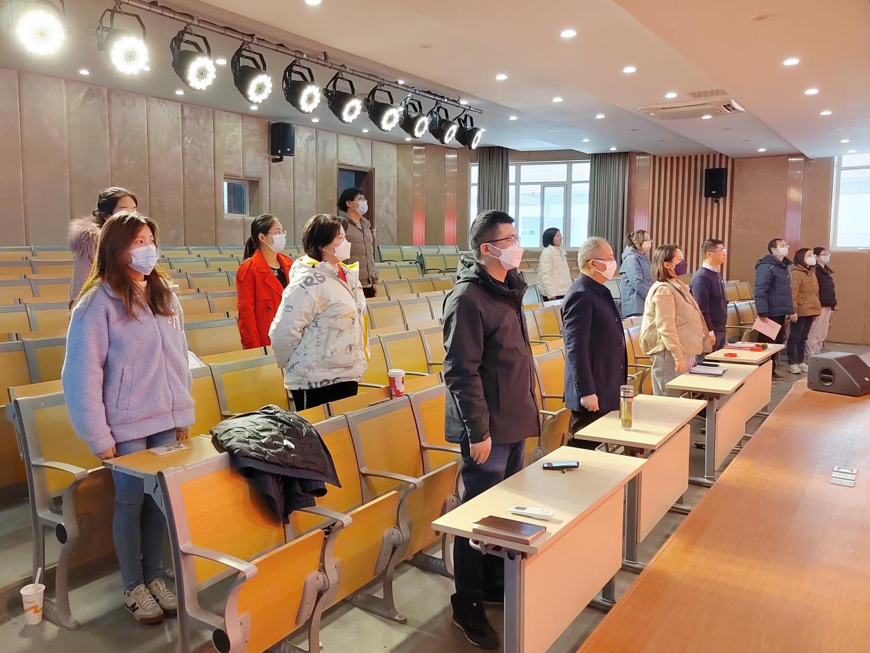 【求真党建】继往开来谱新篇 凝心聚力启新程——南京一中马群分校顺利召开三个党支部换届选举大会_html_3635a28f.jpg