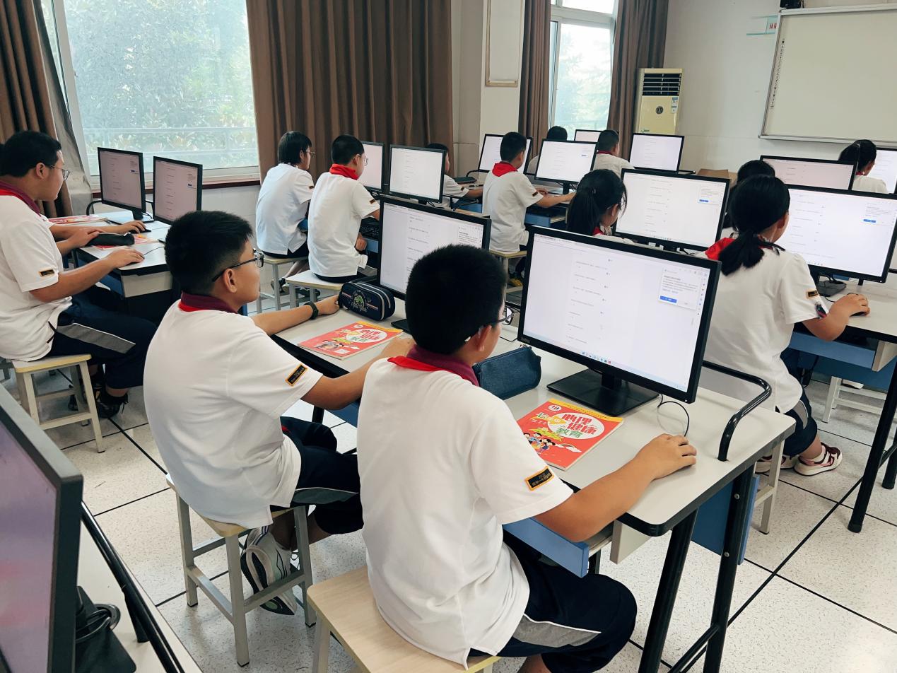 202309开学心理月_html_2c0c30c7.jpg