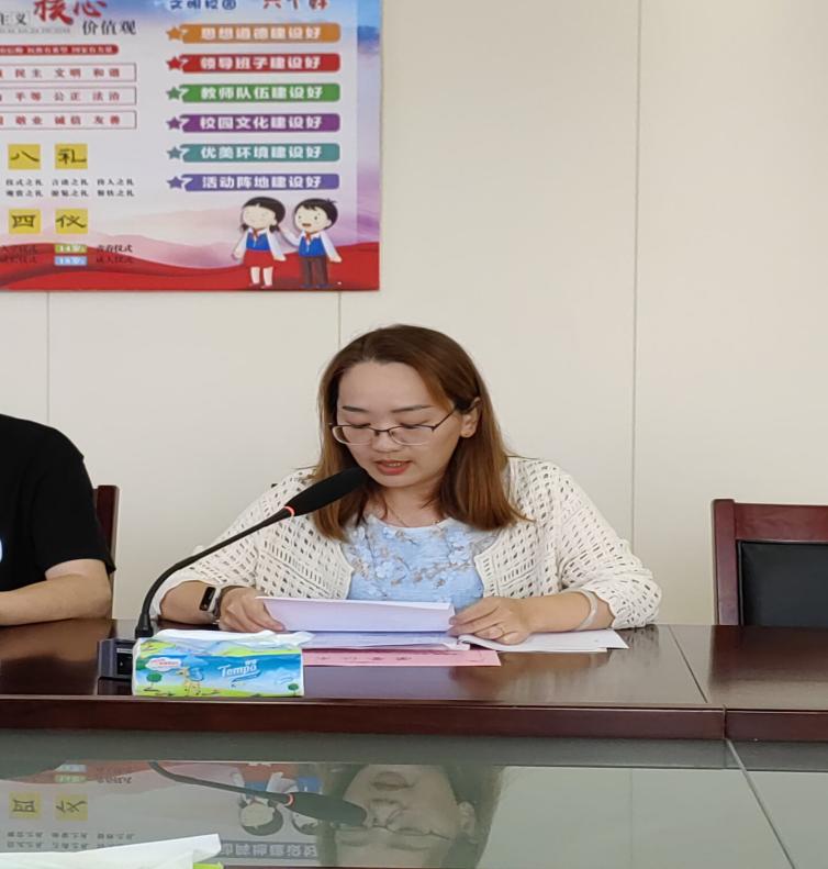 师徒结对传帮带，双向互进共成长_html_205188ee.jpg