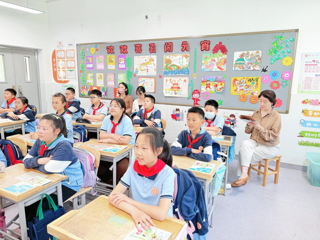 20240520活动报道：探讨单元主题意义 共研单元整体教学（六）(1)_html_m398bab52.jpg