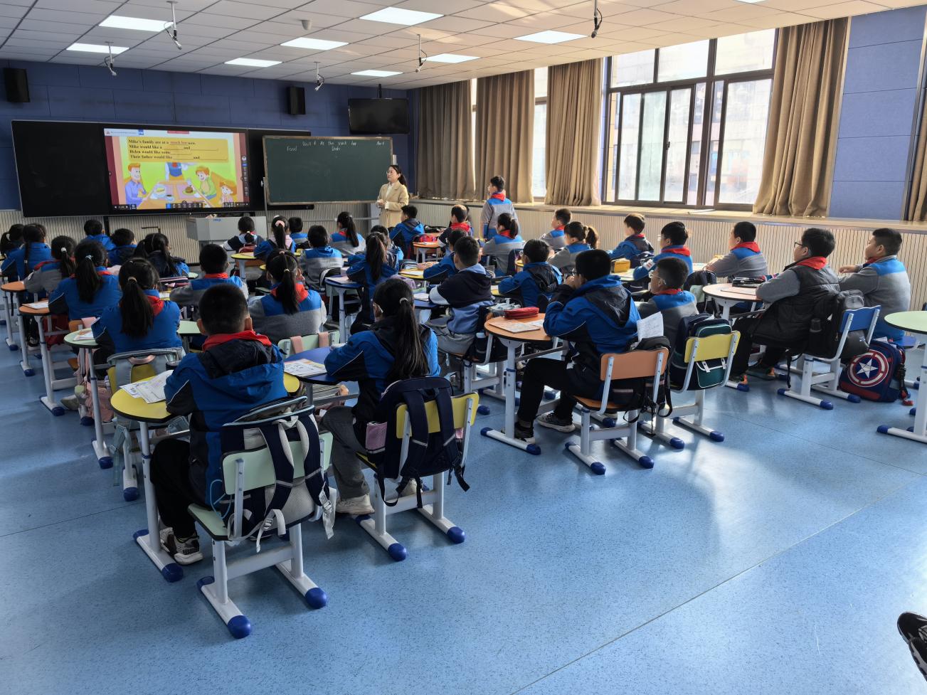 20241125四年级家长开放日新闻稿_html_m2f609052.jpg