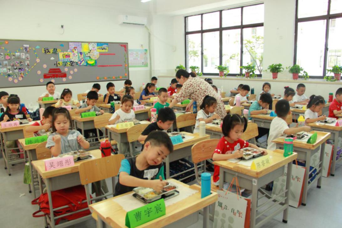新闻稿修8.29_html_2583d77e.jpg