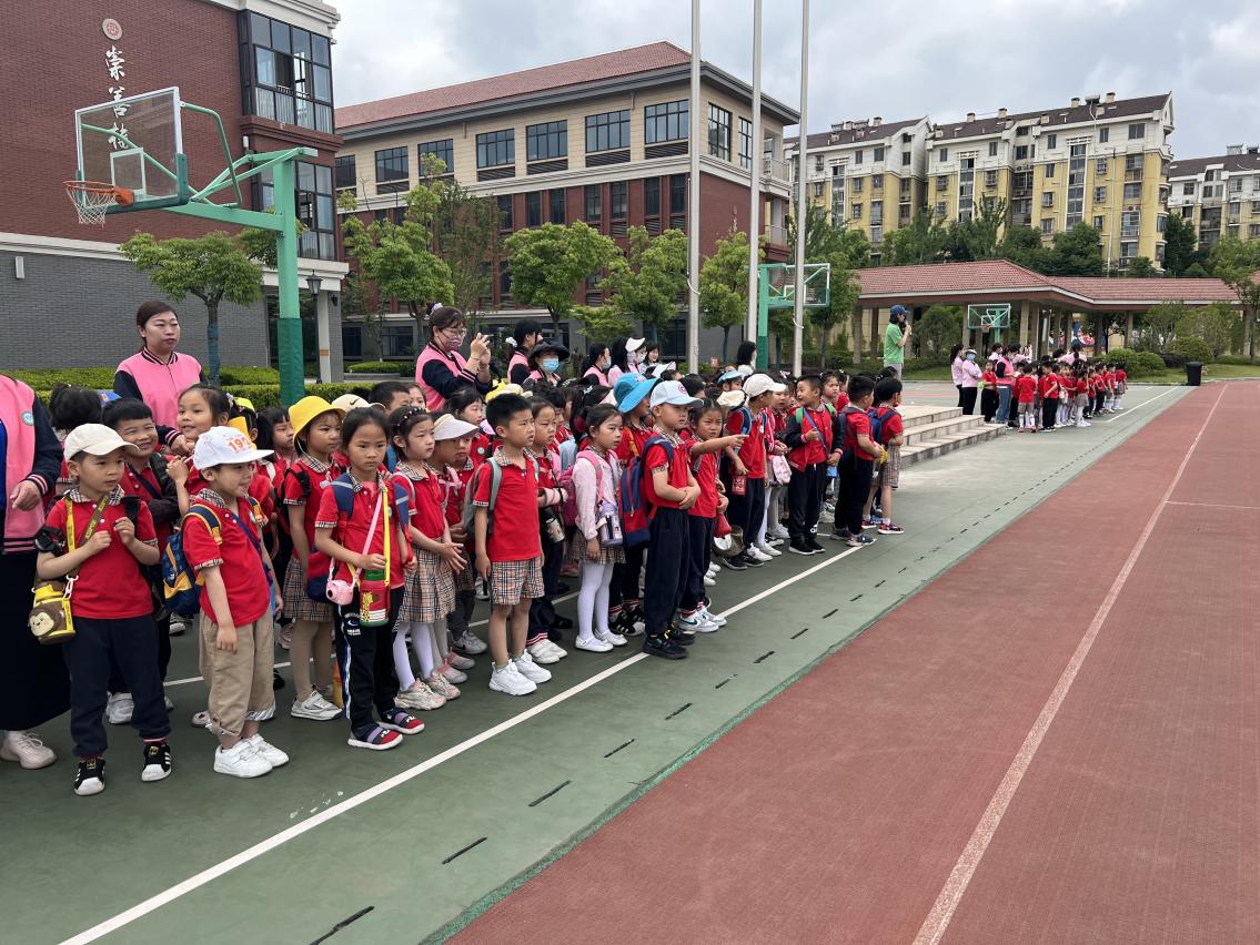 小学初体验 衔接零距离_html_658349ea.jpg