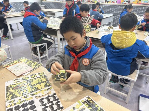 南京市模型竞赛新闻稿_html_m6abc3548.jpg