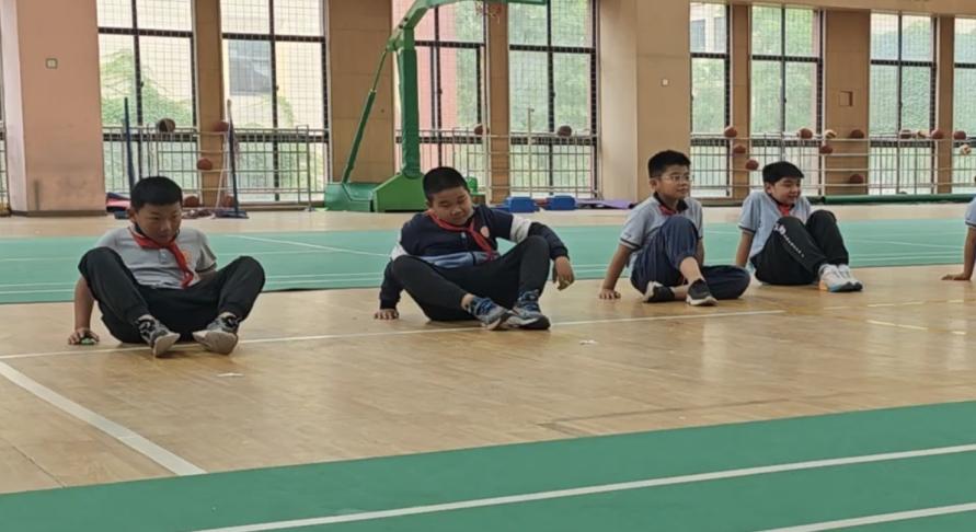珍爱生命 快乐成长——记南京市晓庄小学行知校区心理健康教育月活动_html_m422b6062.jpg