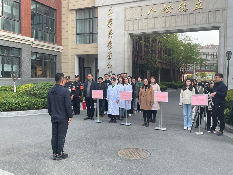 2023.3.27防入侵演练新闻报道_html_m78361eac.jpg