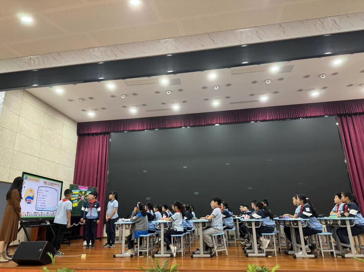 20231204南京市晓庄小学11月教学与科研快讯_html_6fe46ab.jpg