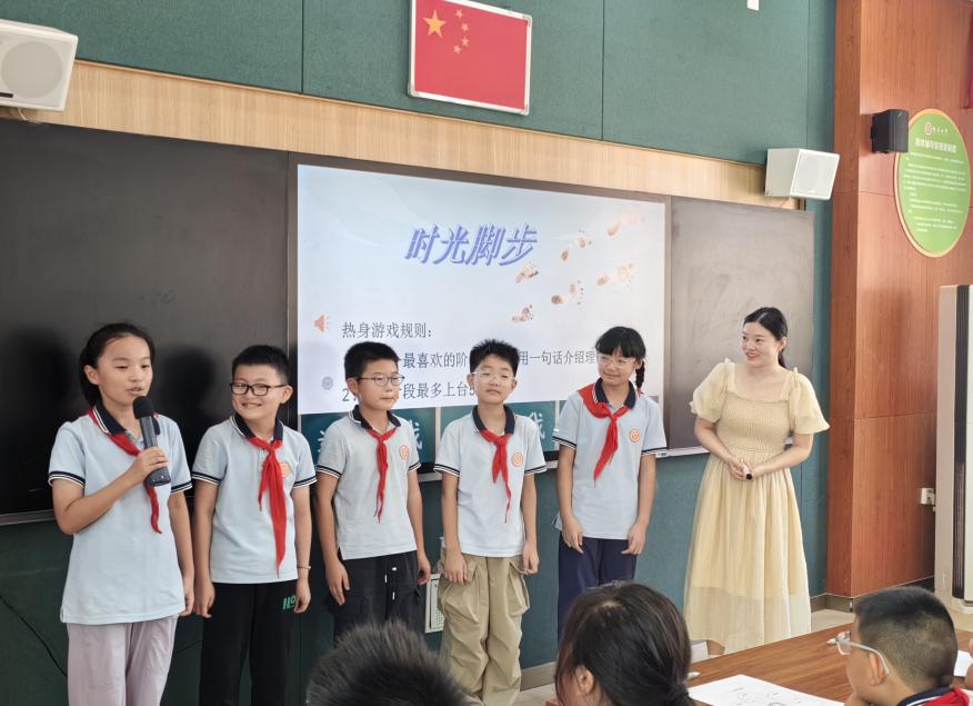 守护生命成长 点亮心灵之光——记栖霞区小学心理学科教研暨戴志梅德育名师工作室活动_html_m6b41800e.jpg