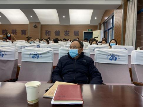 落实全会精神 把好立德树人总开关_html_m6df5e61f.jpg