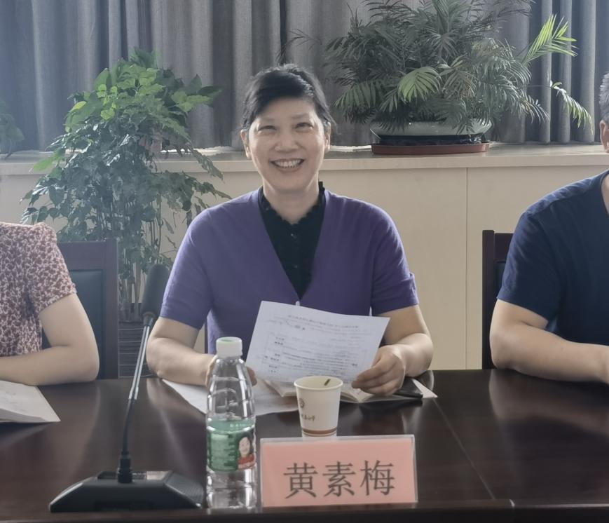 分班新闻稿(1)_html_1184696a.jpg