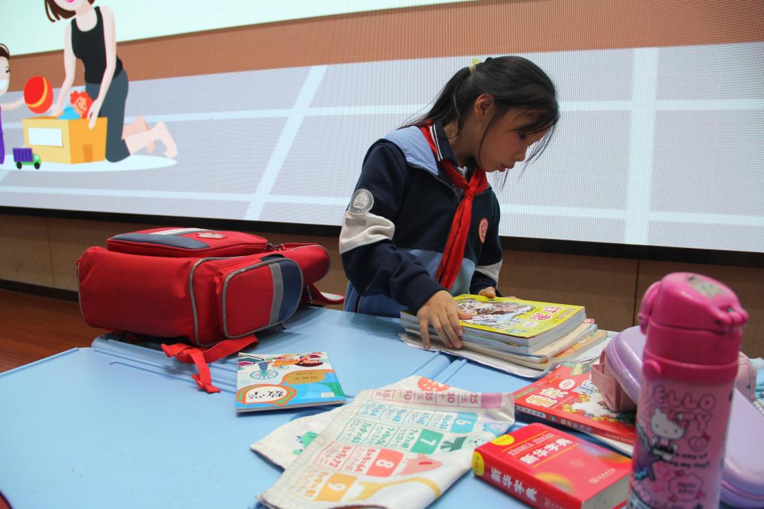 晓庄小学劳动月系列活动新闻_html_m4ae9bebe.jpg