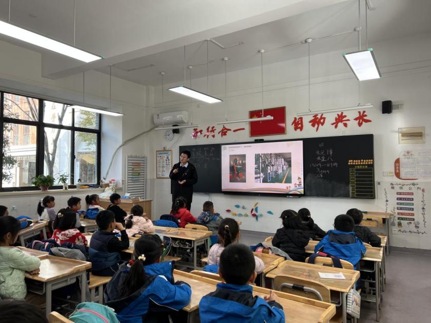 20240125别样课堂润童心，家校携手促成长2_html_m53bae89e.jpg