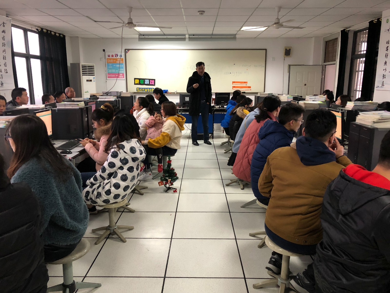 【雅韵靖小】培训促成长，提升之后再启航——靖安小学信息技术能力提升工程2.0项目启动培训
