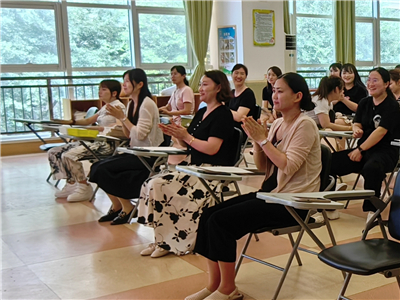 小2.jpg
