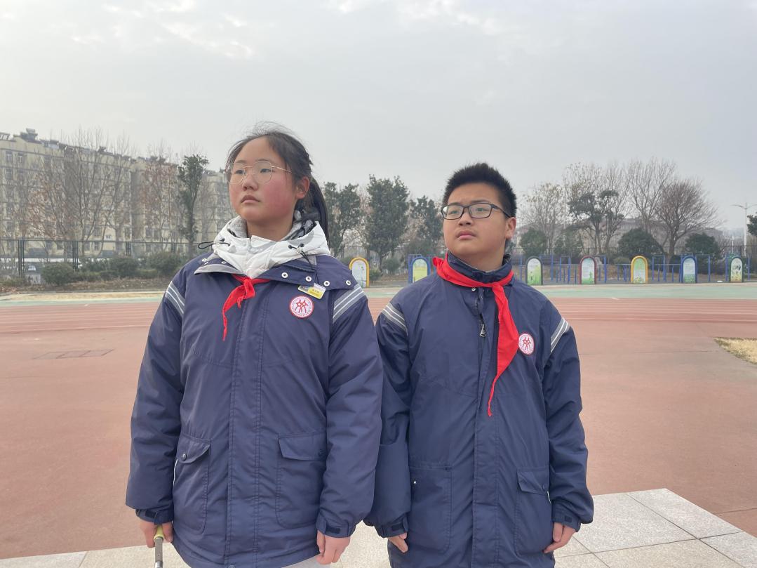 1.4 “今天我班来升旗”系列_html_mf034f19.jpg