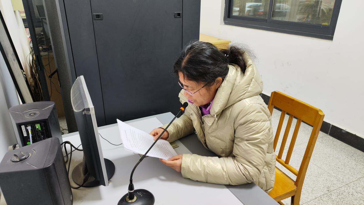 2.21开学典礼报道_html_m2adcbfe6.jpg