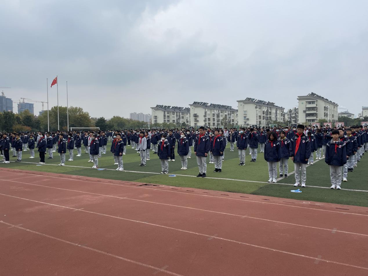 7.升旗11.14_html_m7e247fb7.jpg