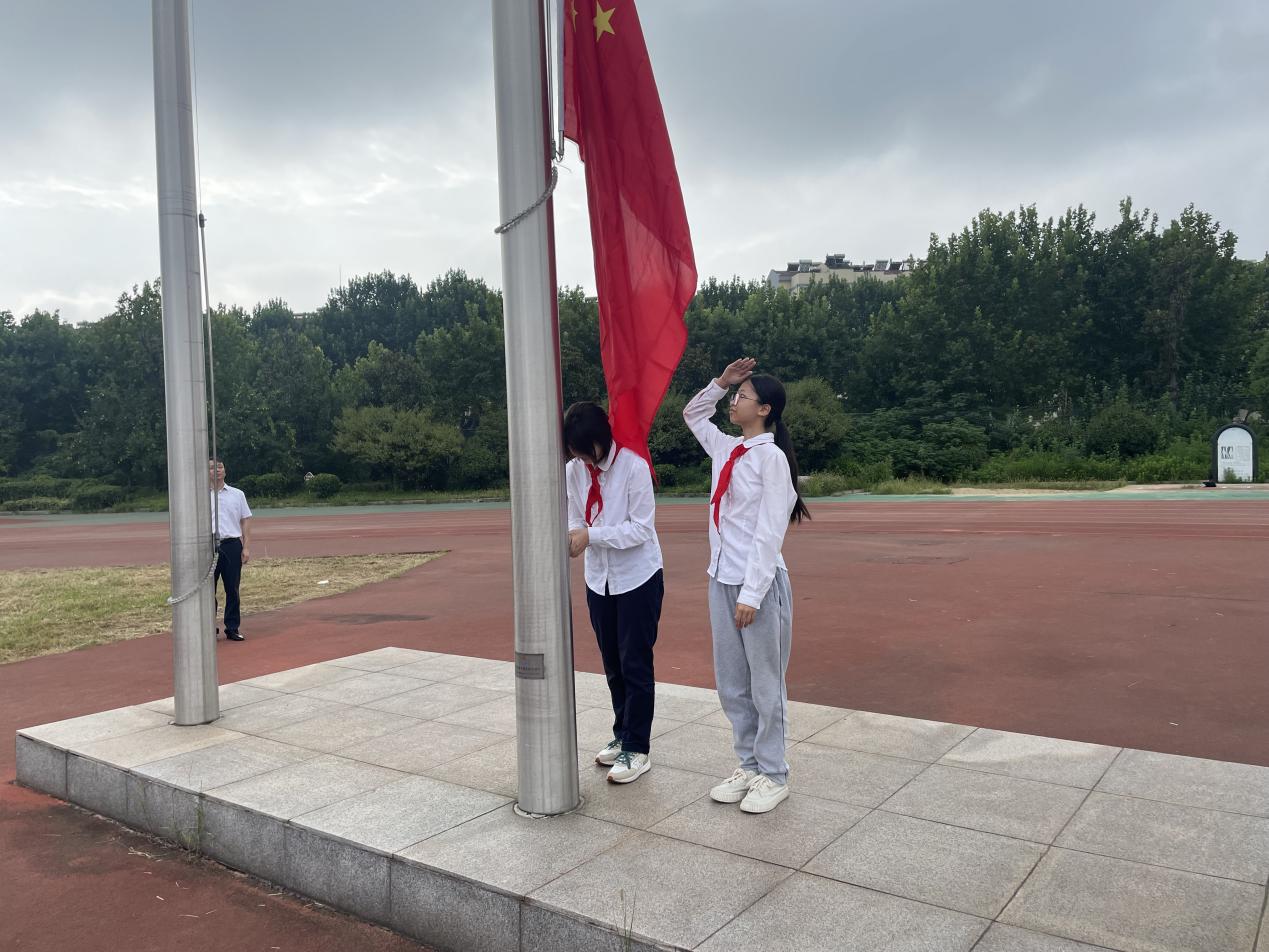 开学仪式_html_mcb5c26b.jpg
