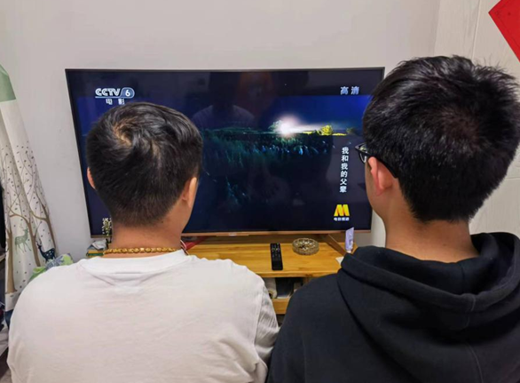 2022.5.20传承红色基因 厚植爱国情怀——实初尧化开展爱国主义教育家庭观影活动_html_m45f038a2.png